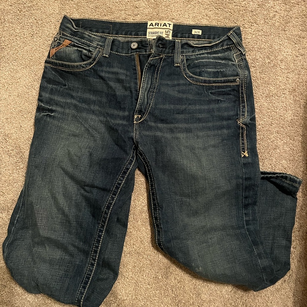 Ariat M5 Straight Fit, Straight Leg bootcut jeans.